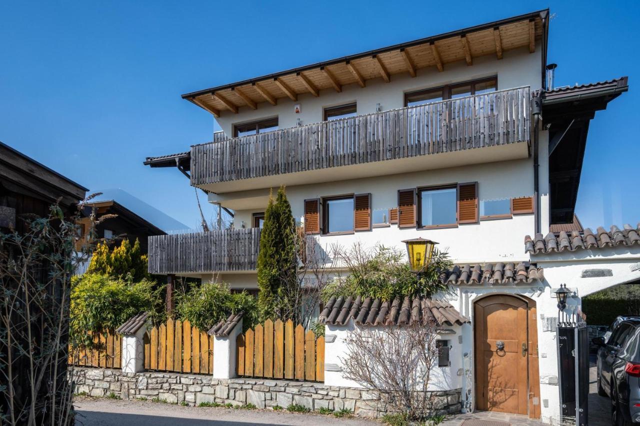 Villa Charmed House Fiumes Esterno foto